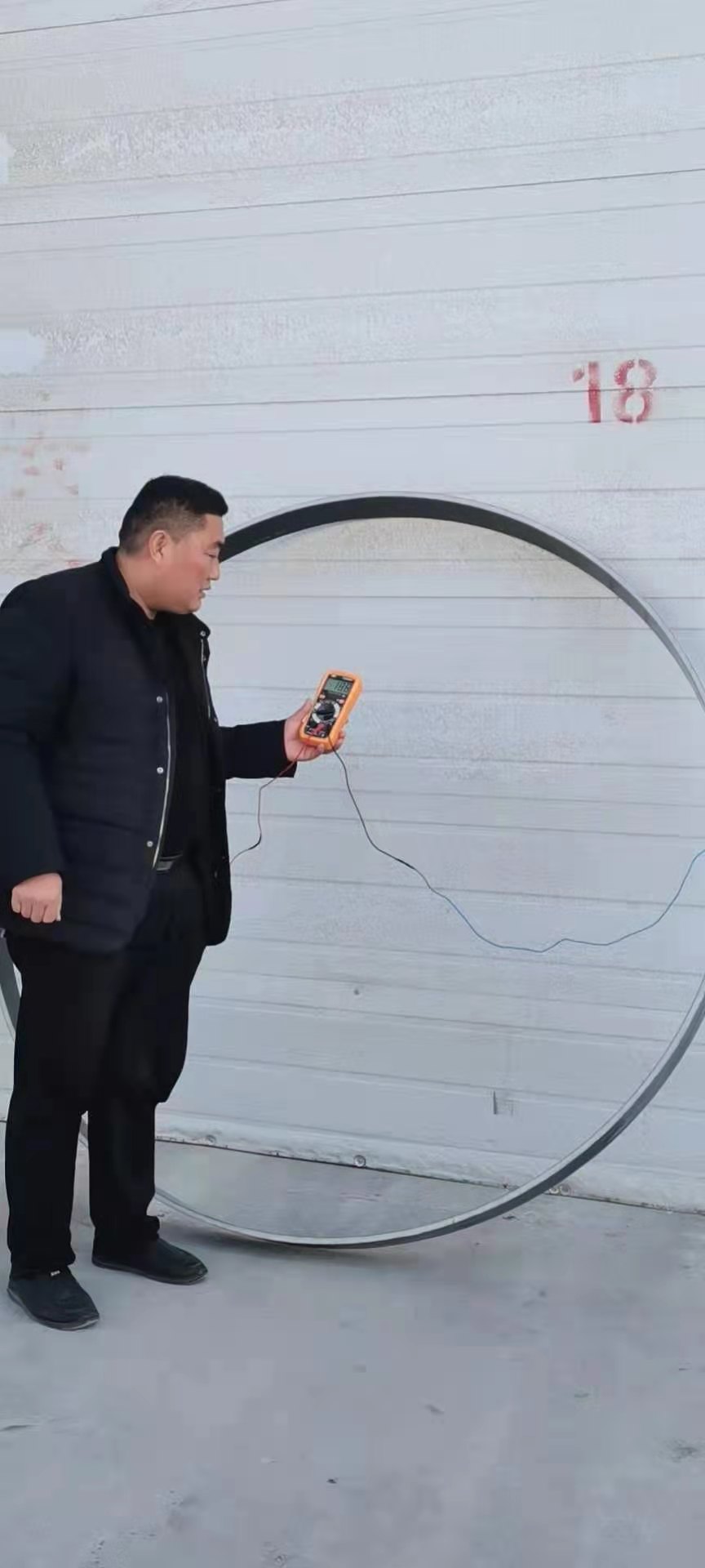 玻璃鋼導(dǎo)電防靜電管